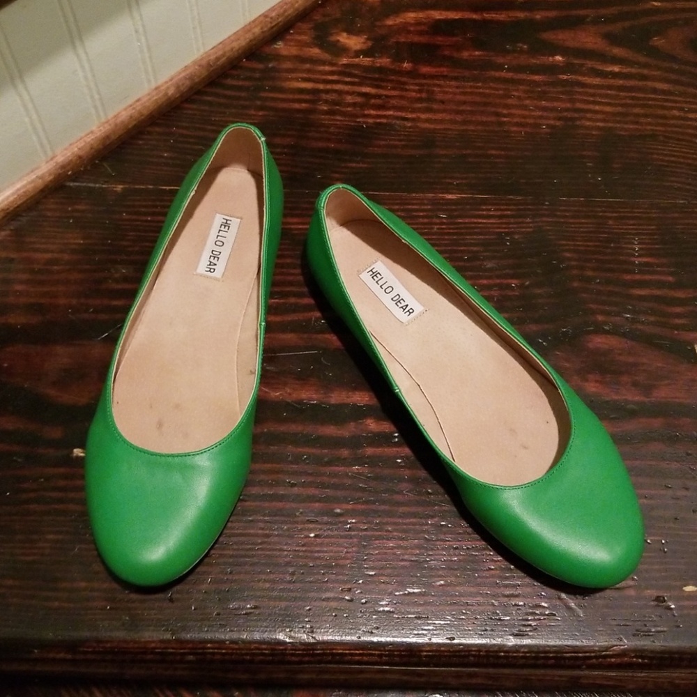 Hello Dear kelly green flats